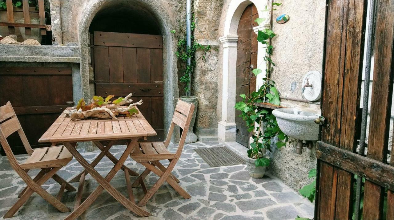 La Corte Di Sabatino Calascio Экстерьер фото